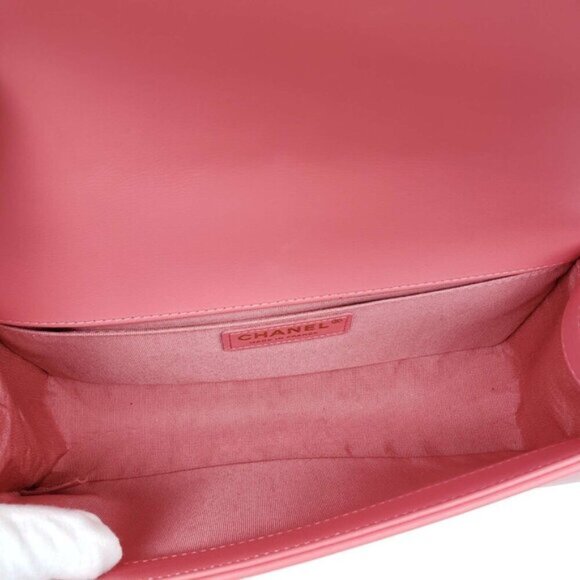 CHANEL Boy Leather Shoulder Bag 2700-080524 - Picture 14 of 16